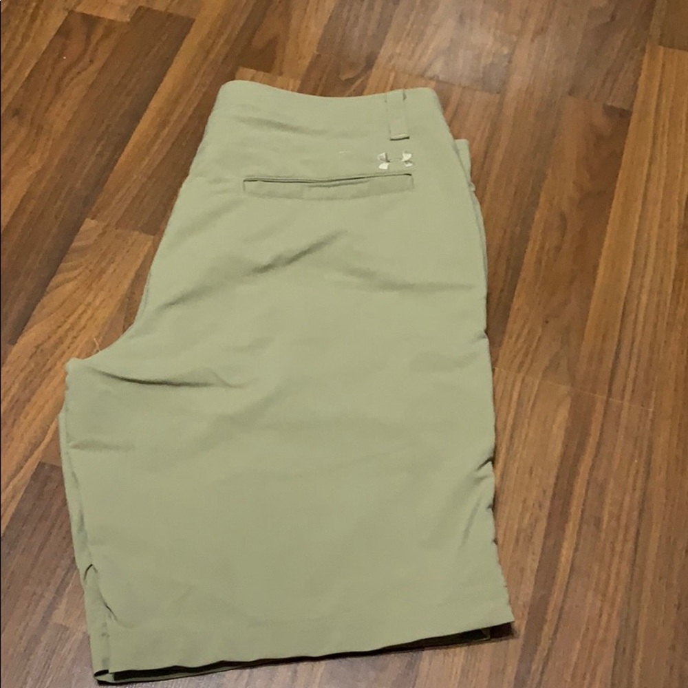 MENS Under Armour Golf Shorts
